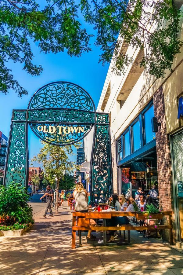 Level Chicago - Old Town Hotel Exterior foto